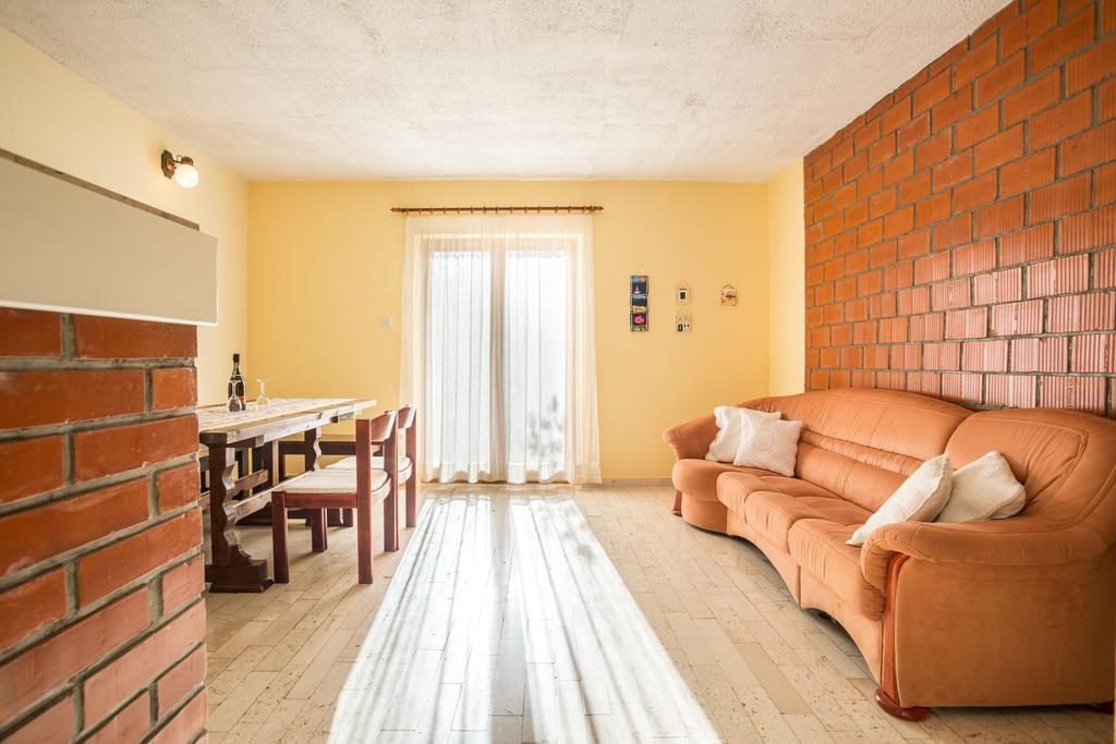 Apartment Srecko Vinišće Exterior foto